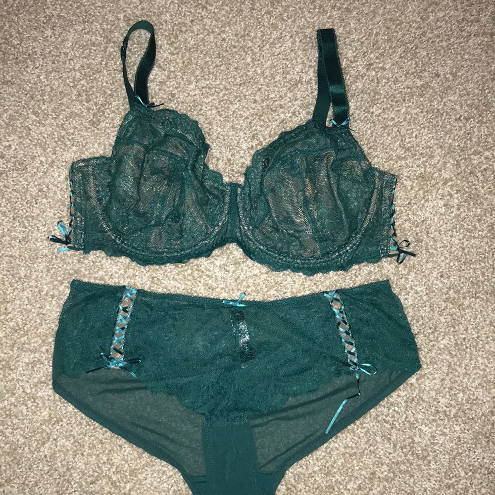 Emerald Green Lace Bra and Panty Set